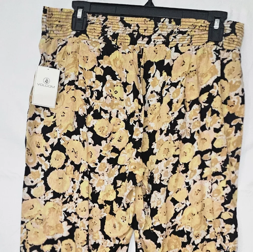 Volcom Pants Large Butter Yellow & Black Flare Leg NWT